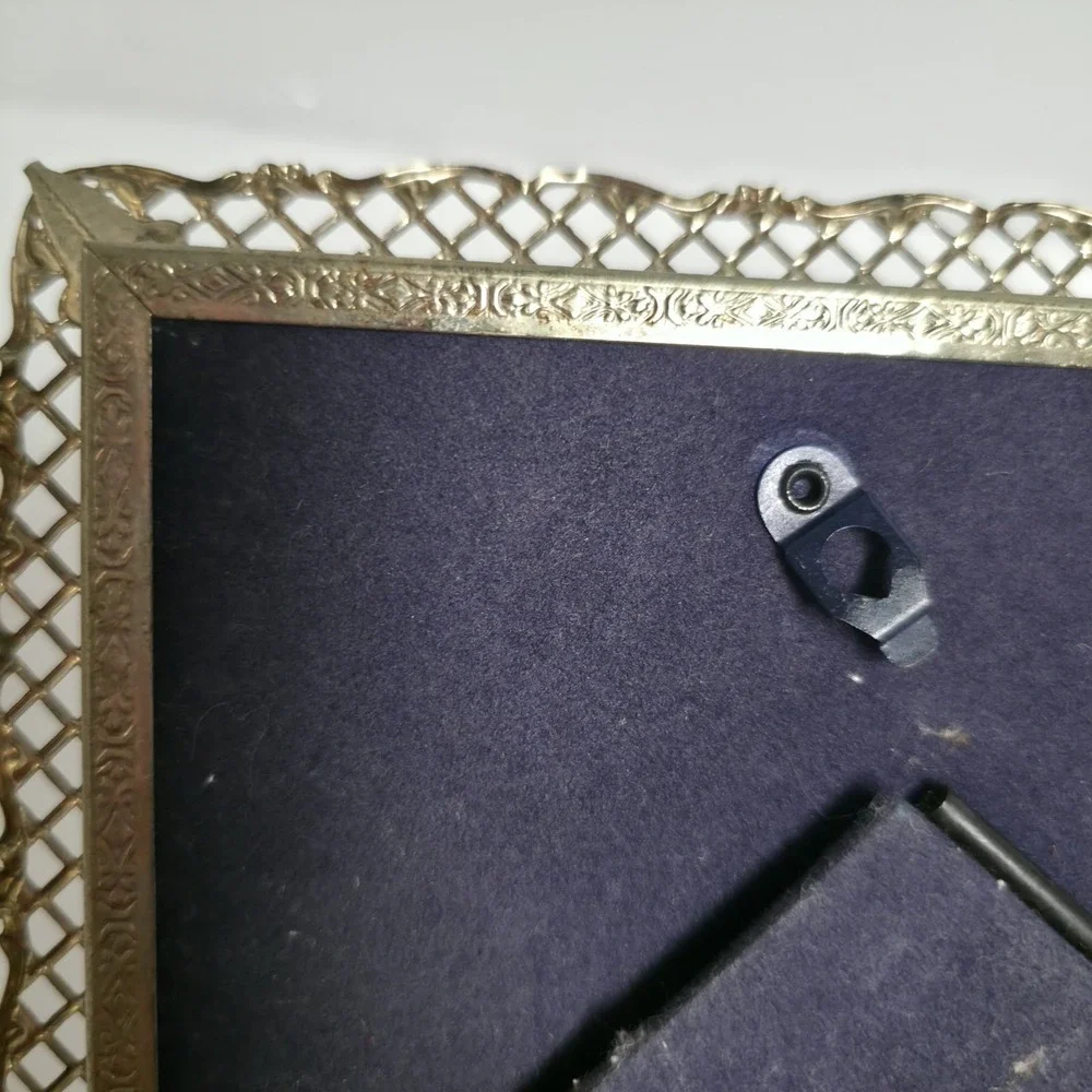 Vintage Hollywood Regency Gold Filigree Metal Picture Frame Ornate Lace Lattice